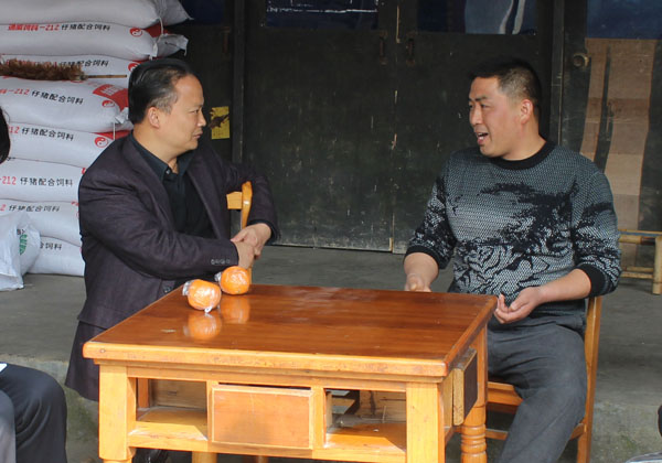 刘主席与韦德网站官方入口用户促膝而谈