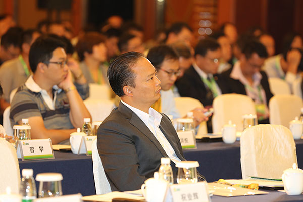 主席出席第七届国际玉米工业大会